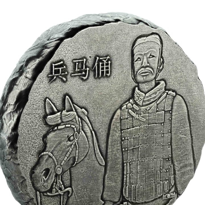 Fiji: Terracotta Warriors 5 uncji Srebra 2019 Antiqued Coin