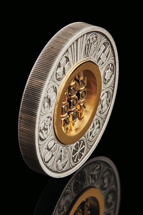 Tuvalu: Tic-Tac-Toe 2 uncje Srebra 2022 Antiqued Insert Macro Mood