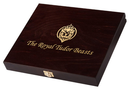 Drewniana kaseta The Royal Tudor Beasts 10 monet x 1/4 uncji Złota 